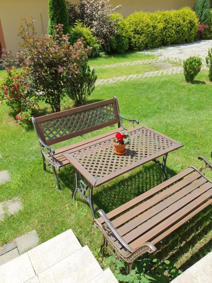 Privat Bartky Appartement Vrbov Buitenkant foto
