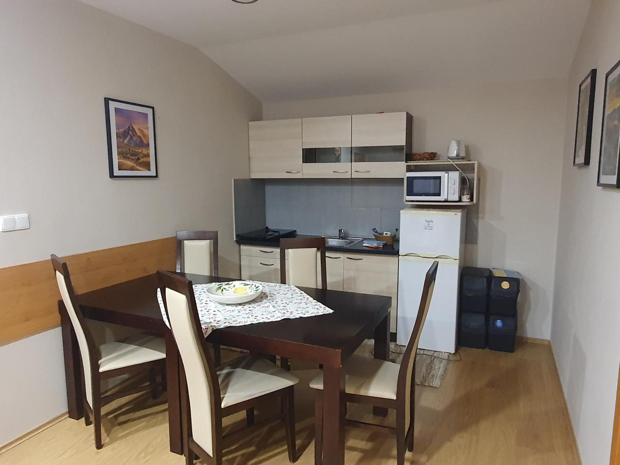 Privat Bartky Appartement Vrbov Buitenkant foto
