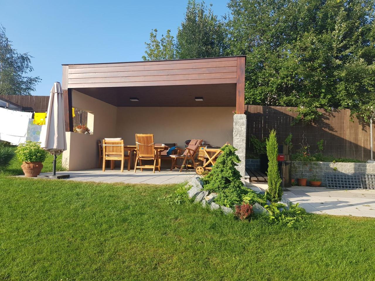 Privat Bartky Appartement Vrbov Buitenkant foto
