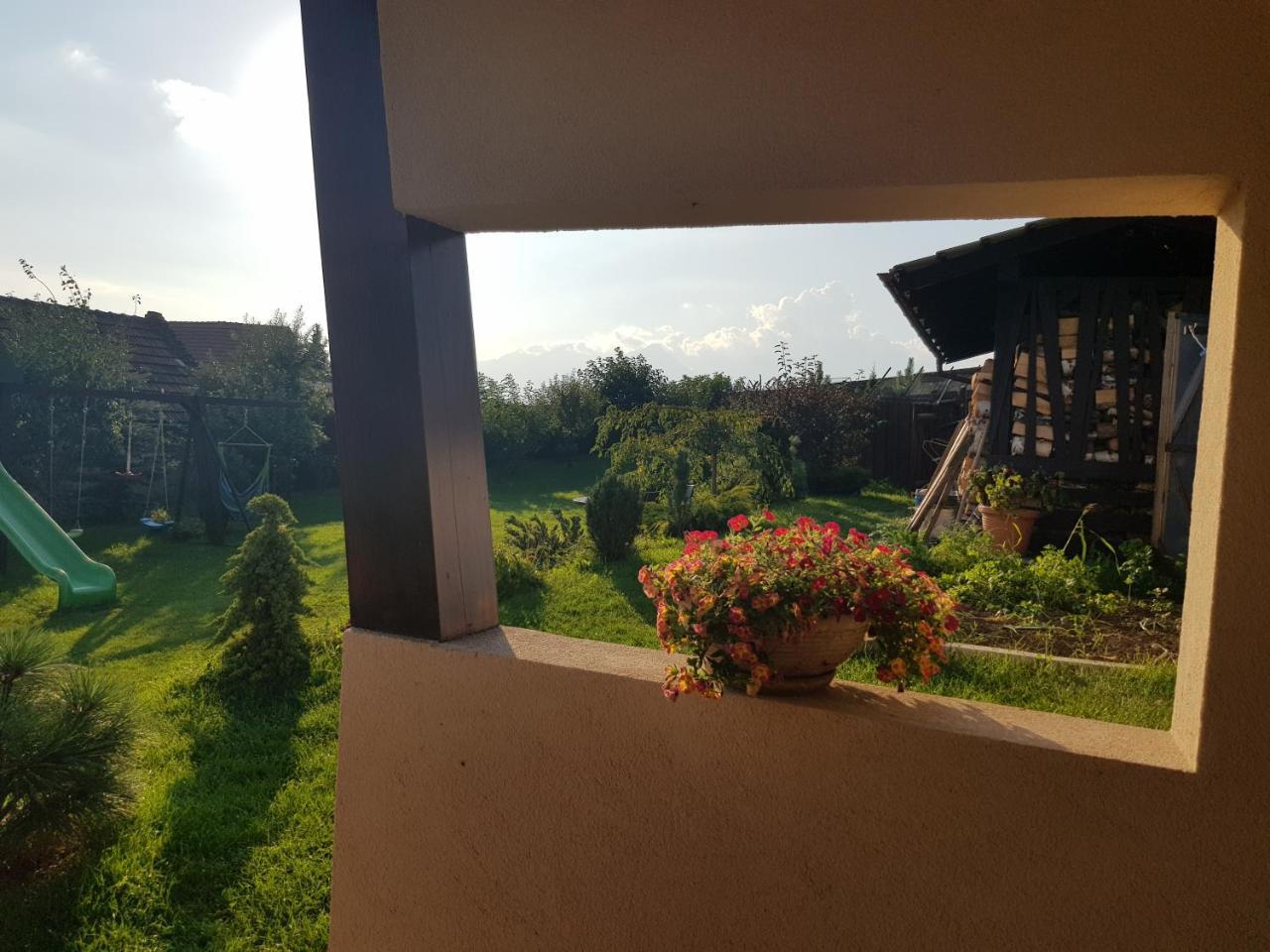 Privat Bartky Appartement Vrbov Buitenkant foto